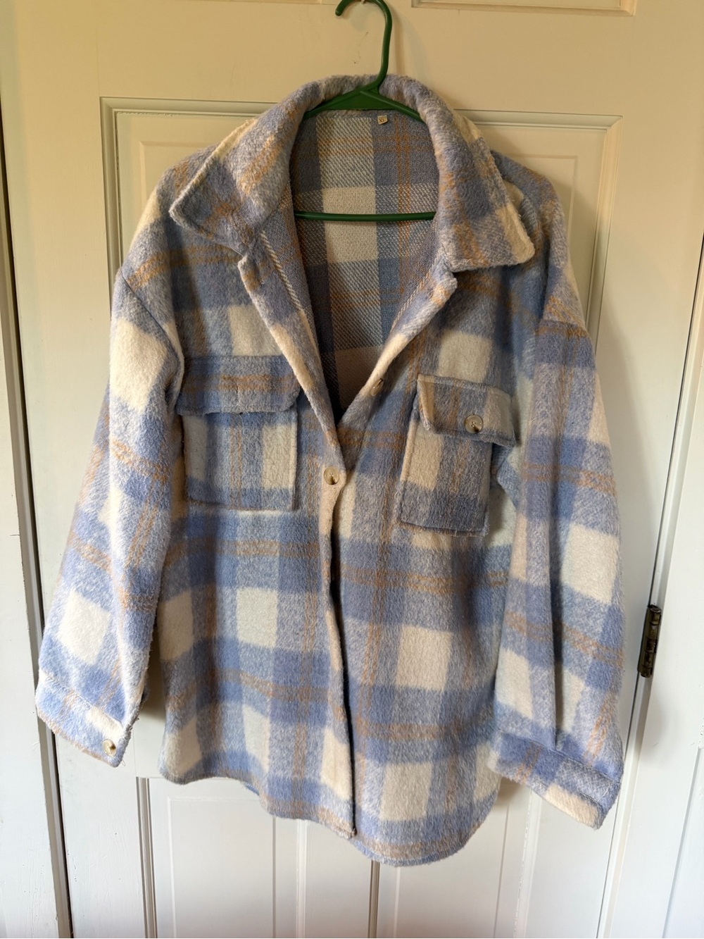 Women’s Plaid Utility Shacket in Light Blue and Cream
